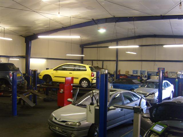 Gallery | MOT Testing Services | East Kilbride | Kingsway MOT Centre